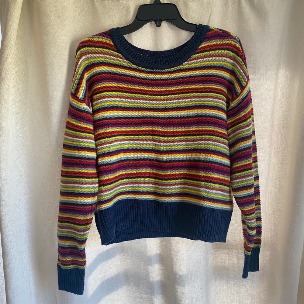 90s look wild fable sweater